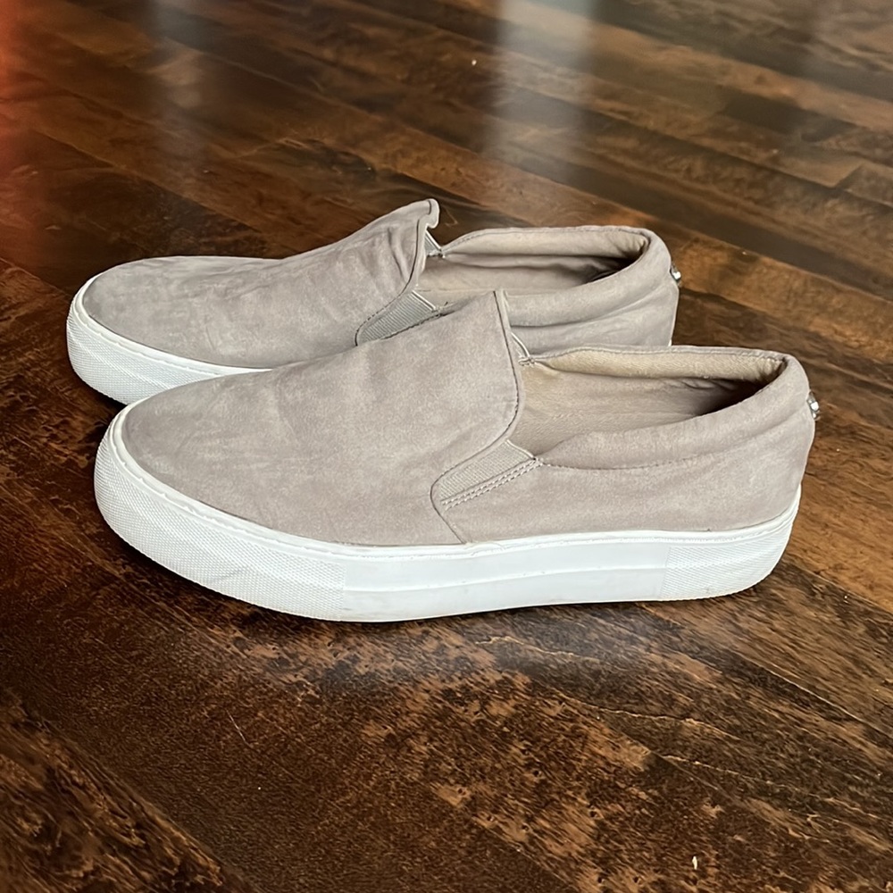 Steve Madden platform shoes